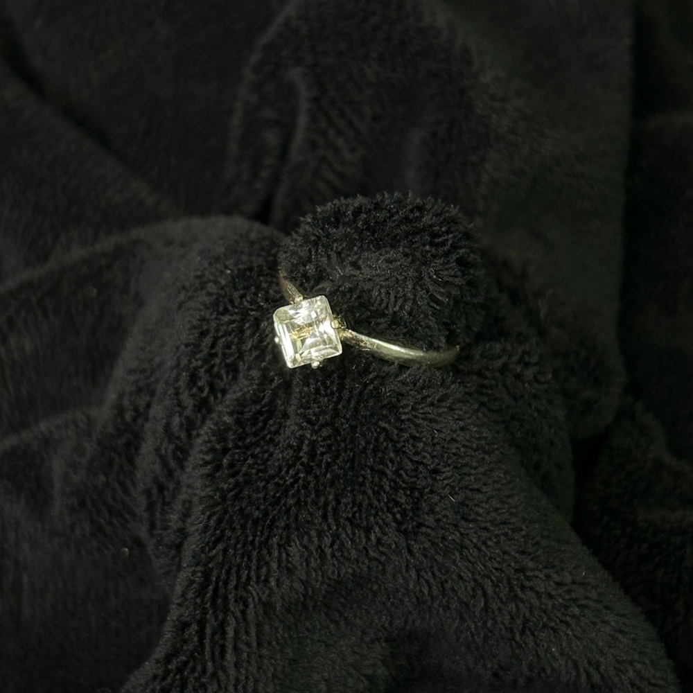 Sterling Silver Ring With Offset Solitaire Prince… - image 4